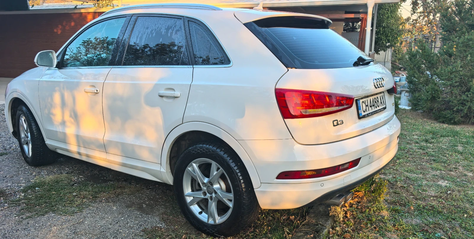 Audi Q3, снимка 4 - Автомобили и джипове - 56598102