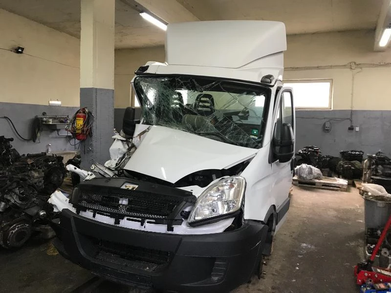 Iveco Daily 35C18 Въздушни Възглавници , снимка 6 - Бусове и автобуси - 24760164