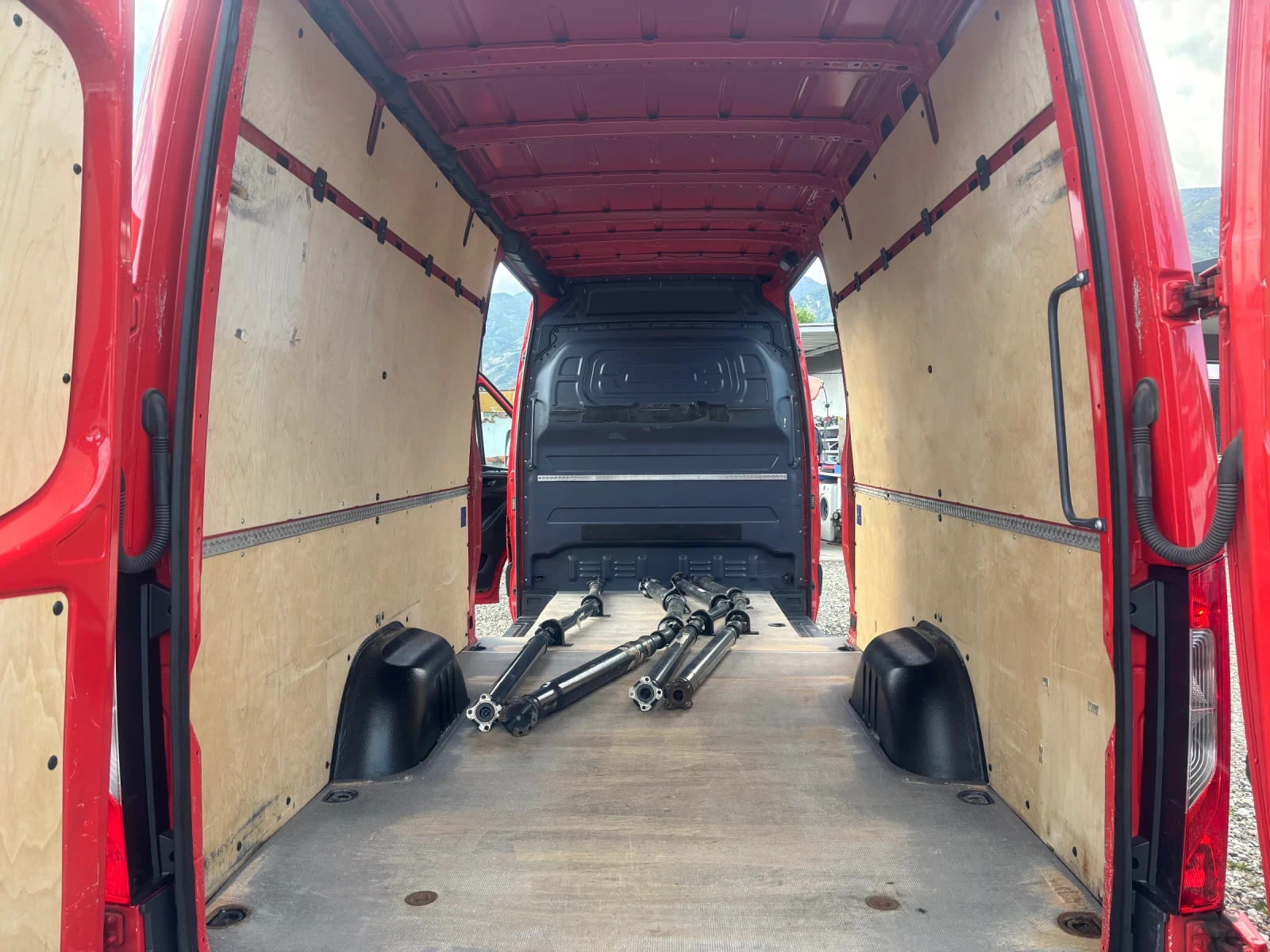 Mercedes-Benz Sprinter Maxi 2 странични врати Euro 6 ТОП СЪСТОЯНИЕ - изображение 7