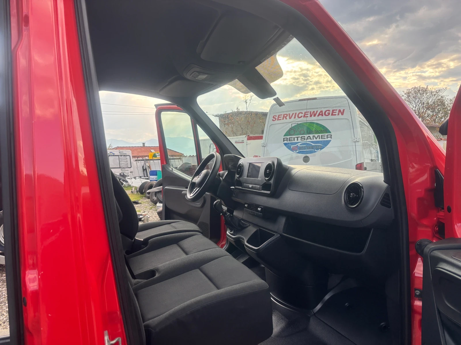 Mercedes-Benz Sprinter Maxi 2 странични врати Euro 6 ТОП СЪСТОЯНИЕ - изображение 9