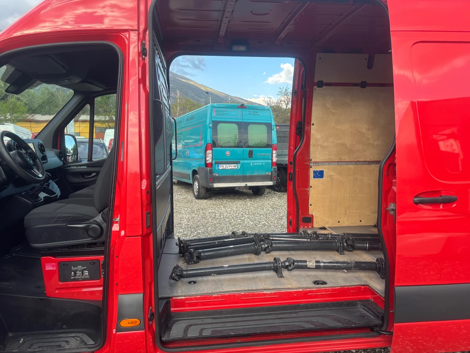 Mercedes-Benz Sprinter Maxi 2 странични врати Euro 6 ТОП СЪСТОЯНИЕ - изображение 6
