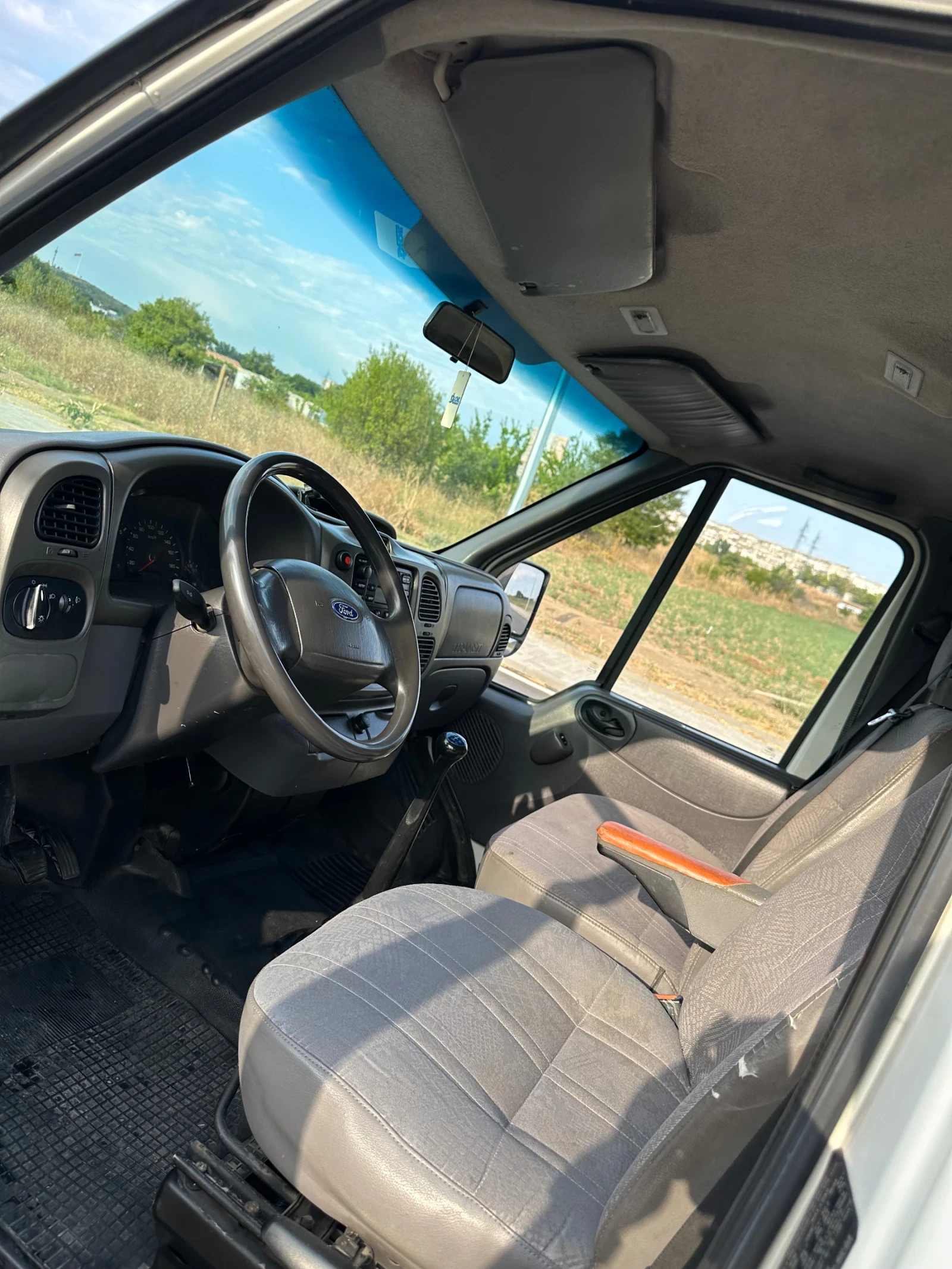 Ford Transit 2.4 - изображение 5