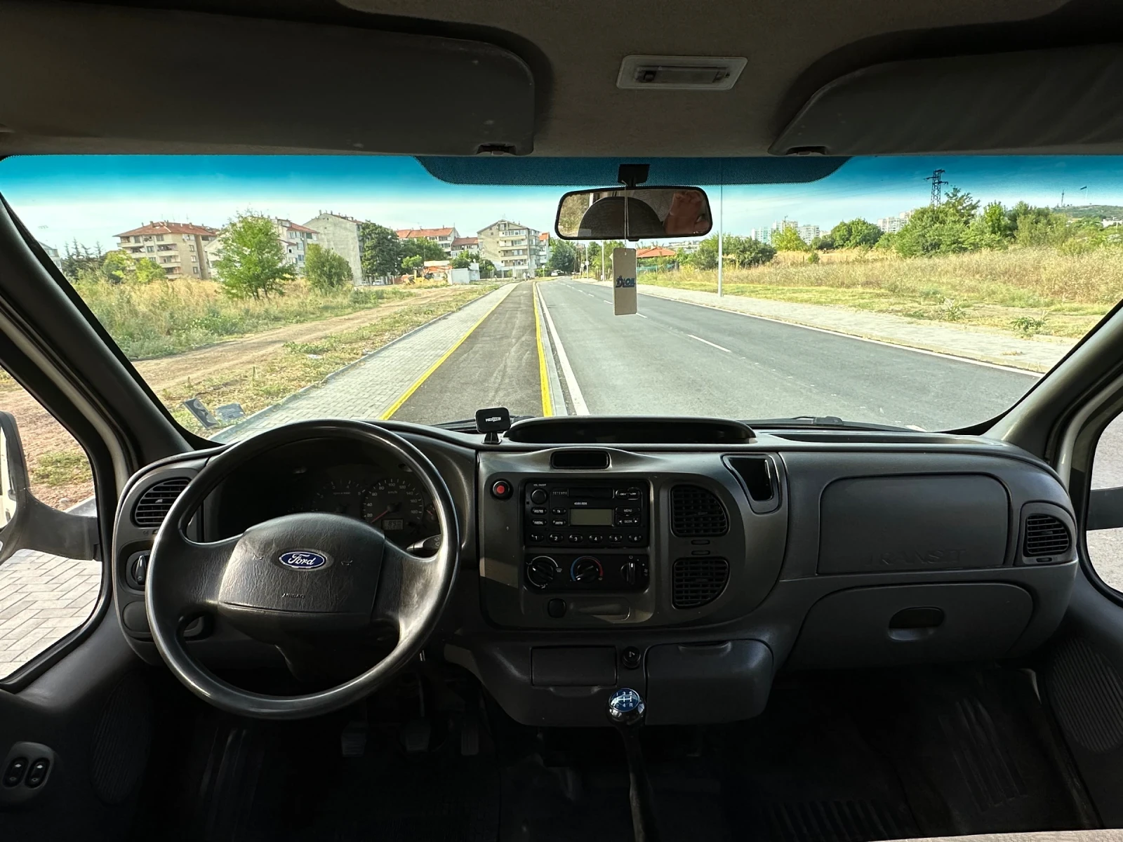 Ford Transit 2.4 - изображение 7