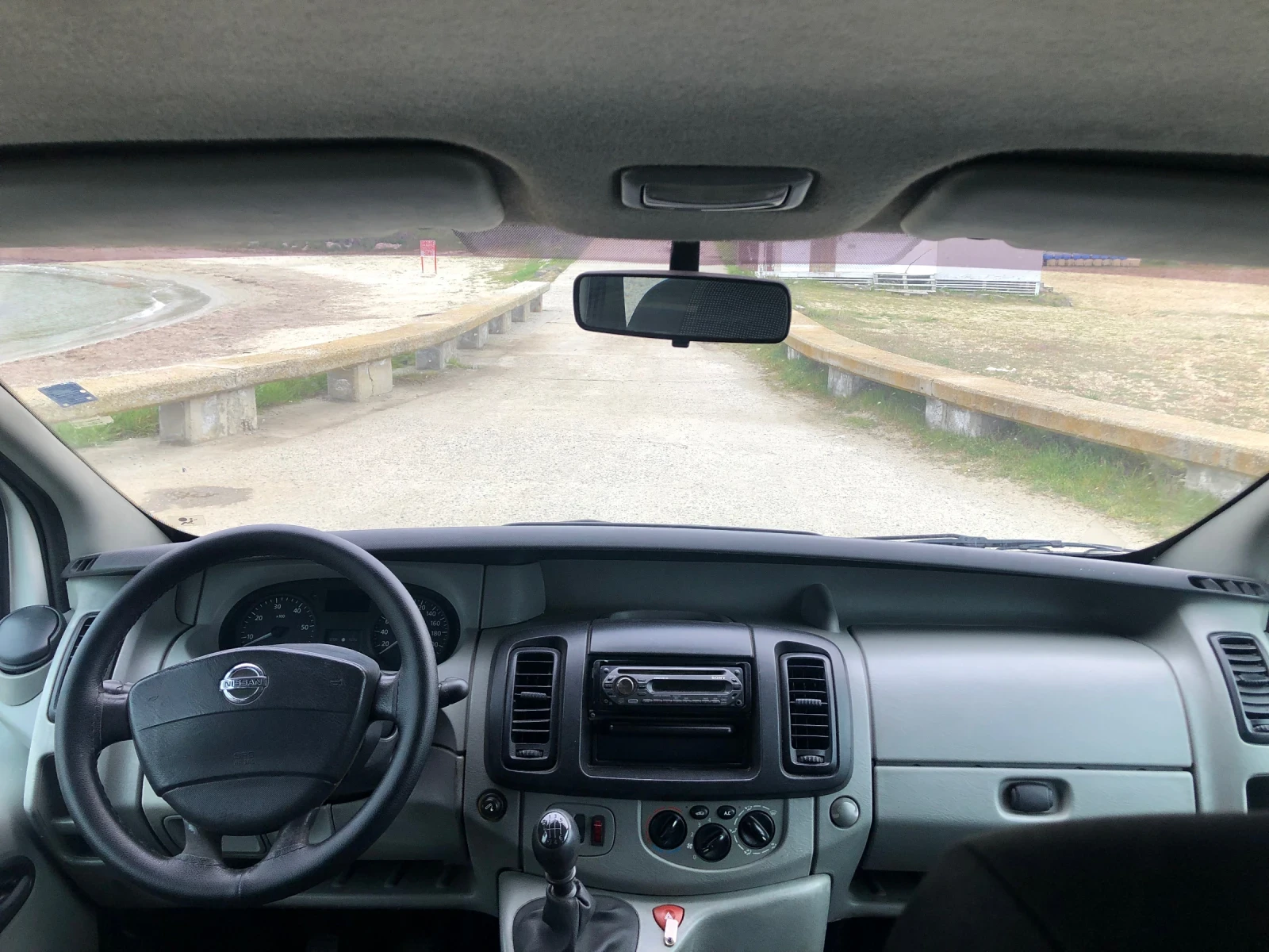 Nissan Primastar 1.9 dCI, снимка 10 - Бусове и автобуси - 54175615