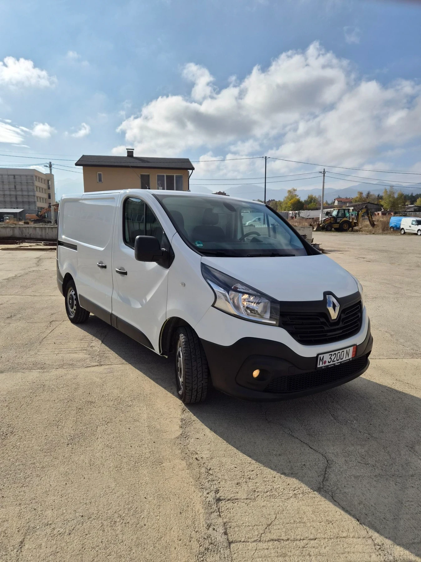 Renault Trafic НОВ ВНОС Keyless, КАМЕРА, КЛИМА , SORTIMO