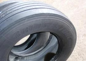 Гуми, снимка 7