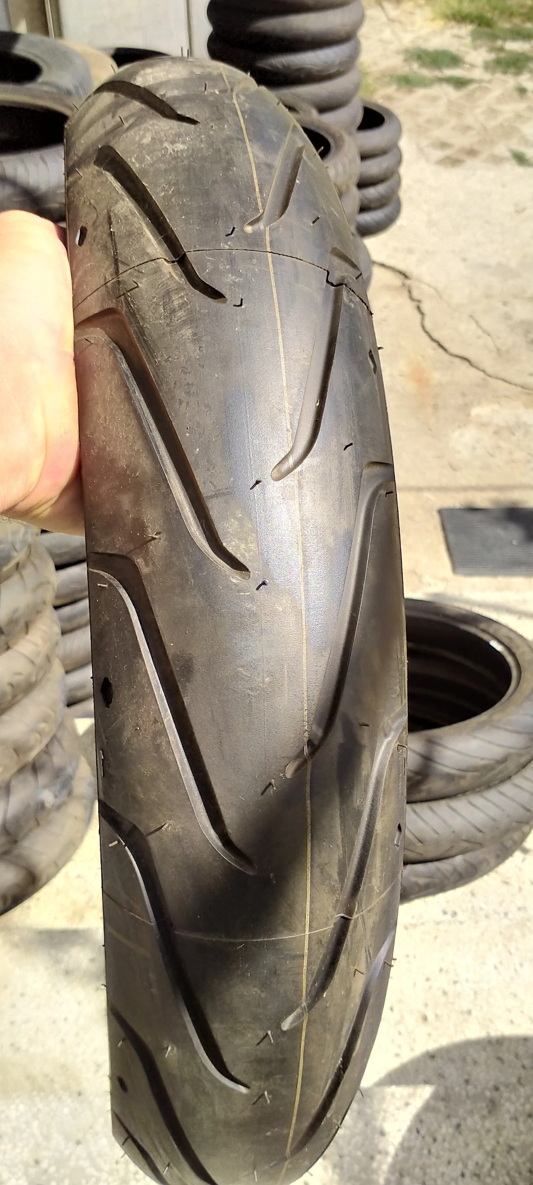 ���� 120/70 19 - | Mobile.bg � ����������� 1