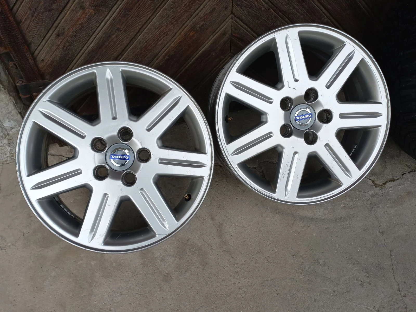 ������ �� Volvo | Mobile.bg � ����������� 12