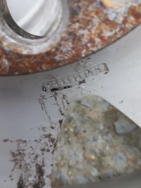 Джанти за Volvo, снимка 5 - Гуми и джанти - 53480407