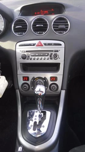 Peugeot 308 2.0hdiAUTOMAT, снимка 11
