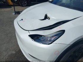 Tesla Model Y Long Range Dual motor, снимка 6