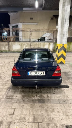 Mercedes-Benz C 250 - 2000 € / 3911.66 лв. - 37777466 3