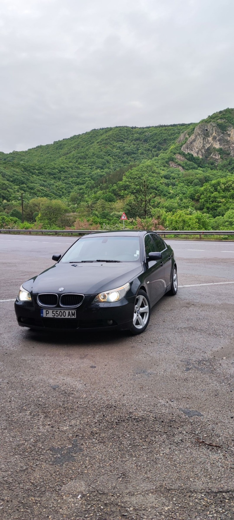 BMW 525, снимка 2 - Автомобили и джипове - 46412641