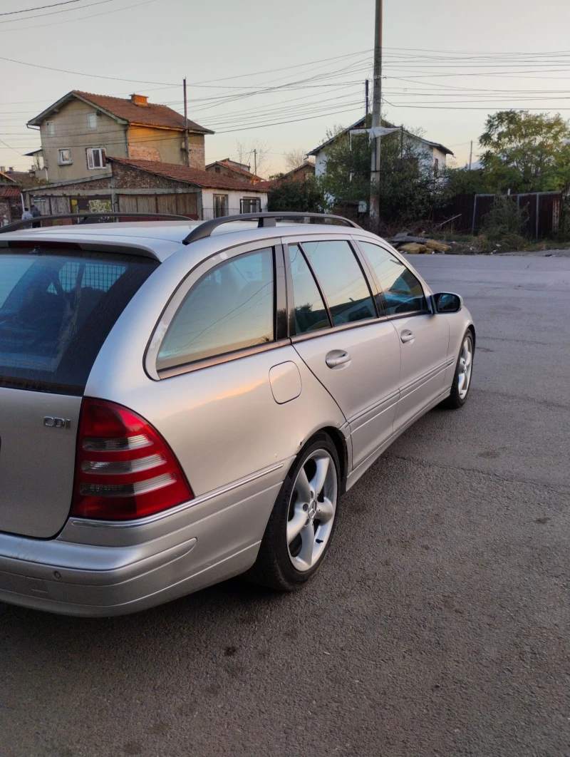 Mercedes-Benz C 270 Mercedes w203 2.7, снимка 4 - Автомобили и джипове - 47728278