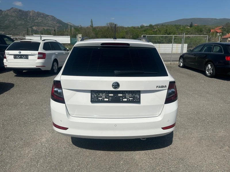 Skoda Fabia 1.0TSI* DSG* КАТО НОВА, снимка 5 - Автомобили и джипове - 47938287