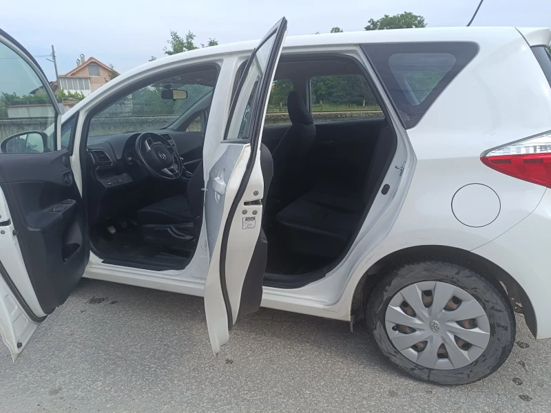 Toyota Verso S, снимка 3 - Автомобили и джипове - 50565556