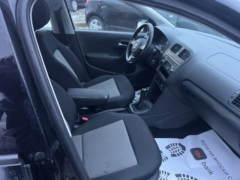 VW Polo 1.4i KLIMA, снимка 6 - Автомобили и джипове - 52402267