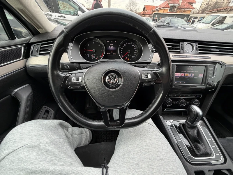 VW Passat Volkswagen Passat B8 1.6 TDI DSG   2015 г.   Комби, снимка 10 - Автомобили и джипове - 53329757