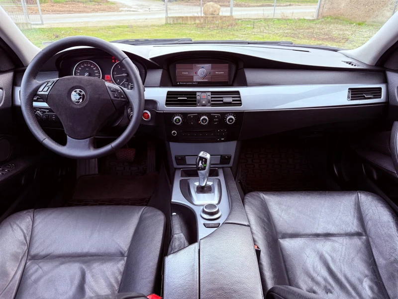 BMW 530 FACE-LIFT M-PACK NAVI LIZING, снимка 11 - Автомобили и джипове - 53446553