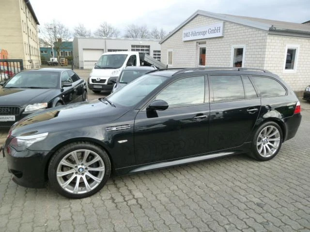 BMW M5 na chasti 2009g - [1] 