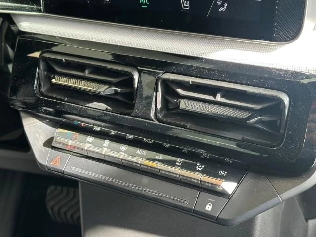 Renault 5 R-EVOLUTION* DISTRONIC* CARPLAY* LED* , снимка 10 - Автомобили и джипове - 53823055