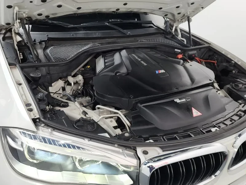 BMW X5M (F15) 4.4, снимка 6 - Автомобили и джипове - 55031362