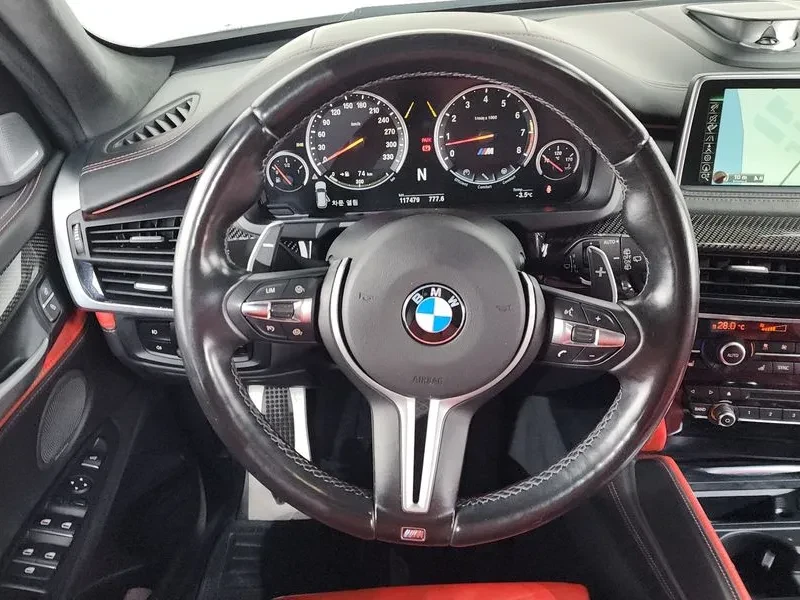BMW X5M (F15) 4.4, снимка 13 - Автомобили и джипове - 55031362