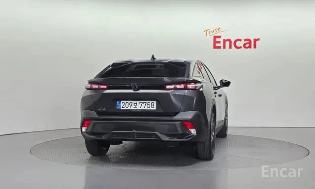 Peugeot 408 1.2 PureTech Allure, снимка 4 - Автомобили и джипове - 55595064