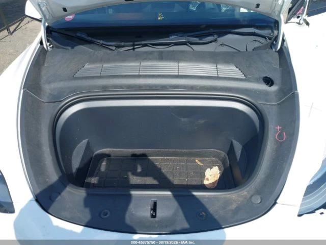 Tesla Model Y Long Range Dual motor, снимка 10 - Автомобили и джипове - 55951957