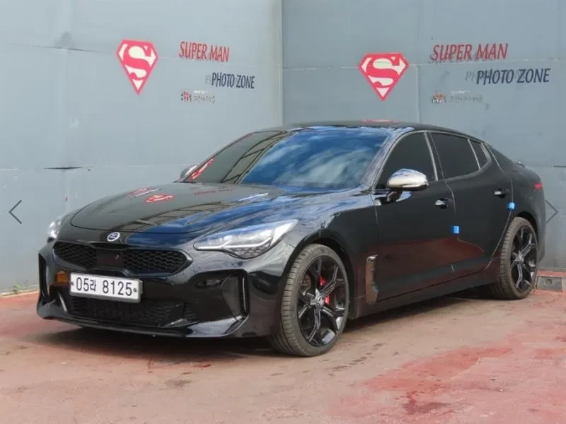Kia Stinger 3.3 2WD GT - САМО 30% АВАНС , снимка 2 - Автомобили и джипове - 55998804