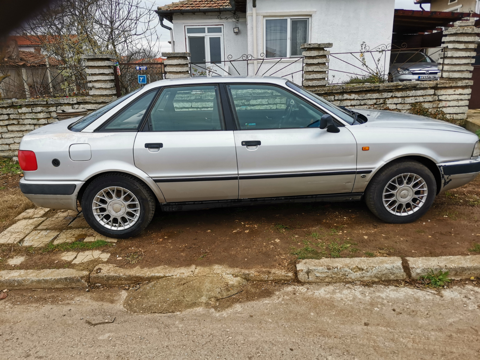 Audi 80 B4  - изображение 1
