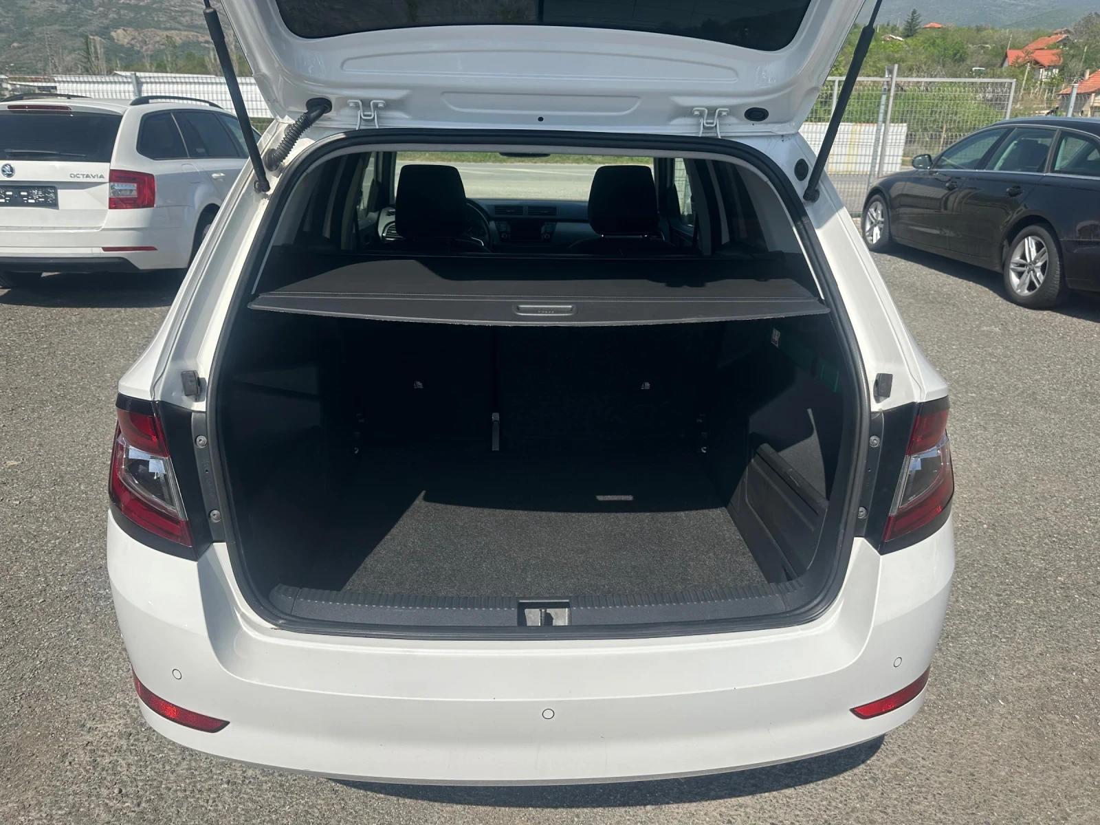 Skoda Fabia DSG* ECO* KEYLESS* LED* *   | Mobile.bg   17