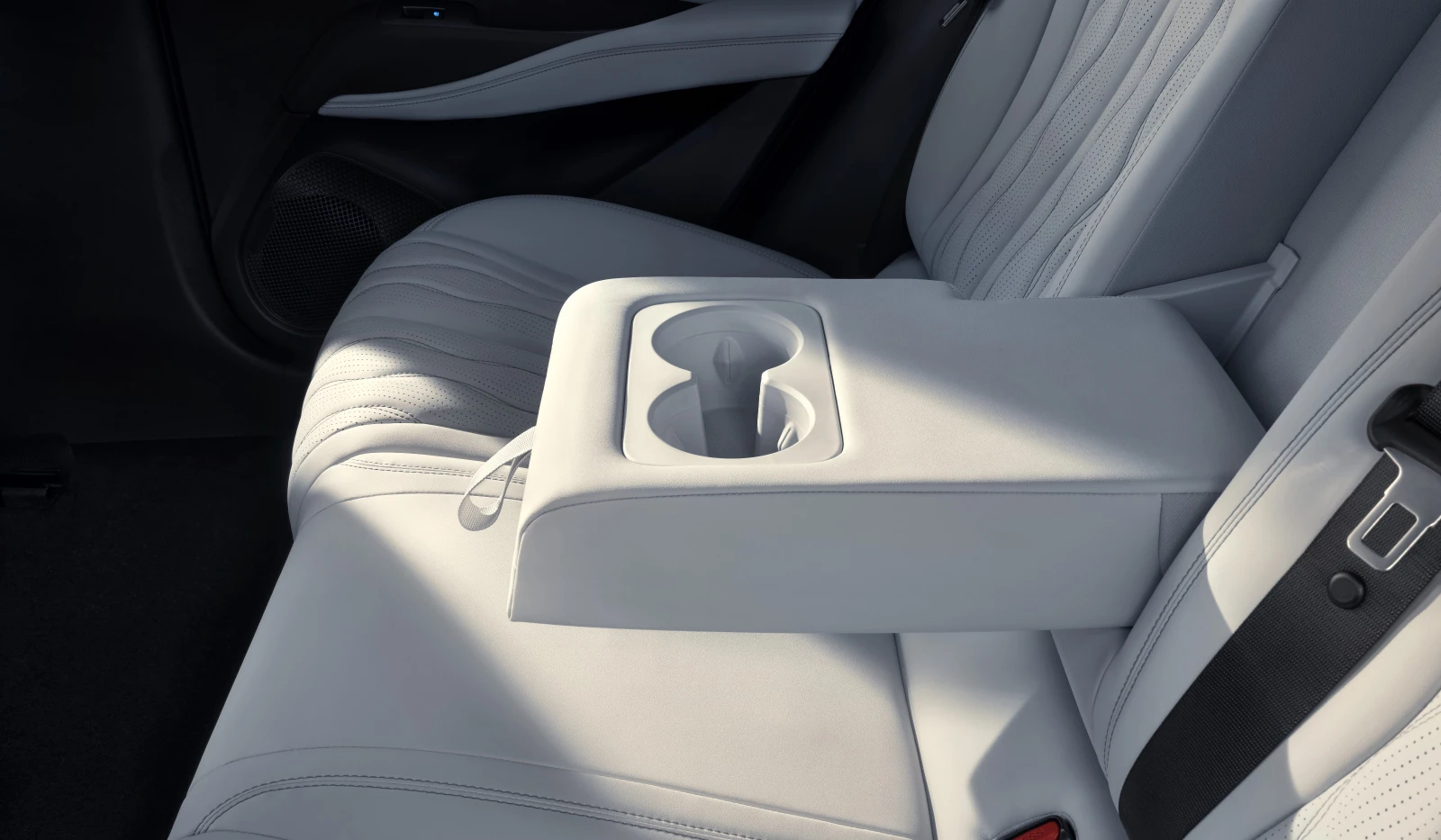 BYD Seal 06 DM-i 120км Luxury Edition - изображение 5