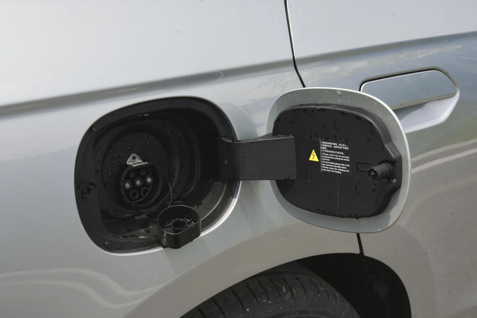 BYD Seal 06 DM-i 120км Luxury Edition | Mobile.bg — изображение 13