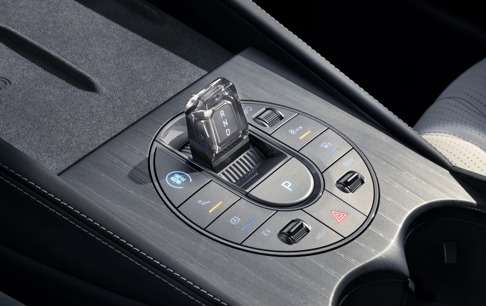 BYD Seal 06 DM-i 120км Luxury Edition - изображение 4