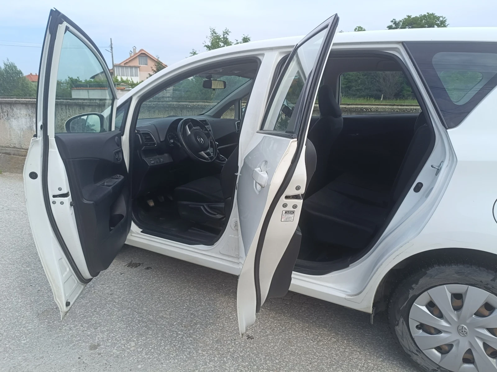 Toyota Verso S  - изображение 2