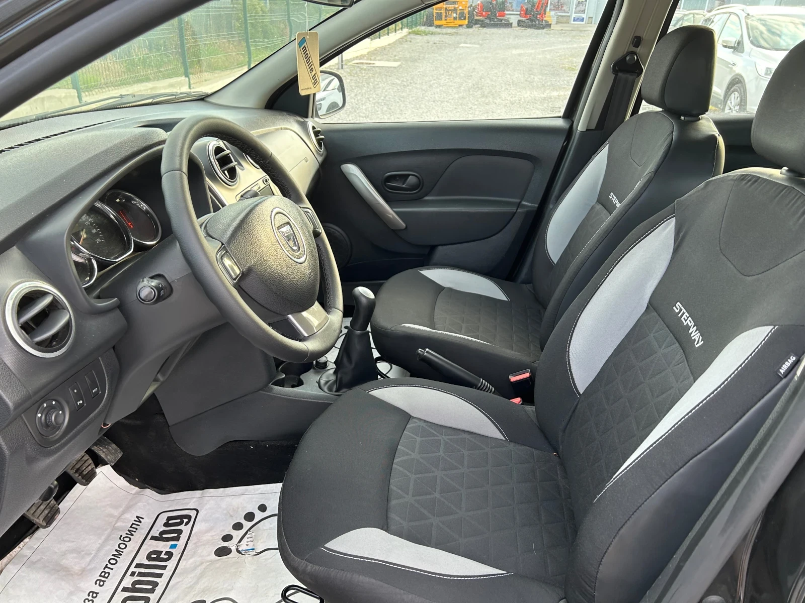 Dacia Sandero 1.5DCi/STEPWAY/90K.C./EURO 5 - изображение 9