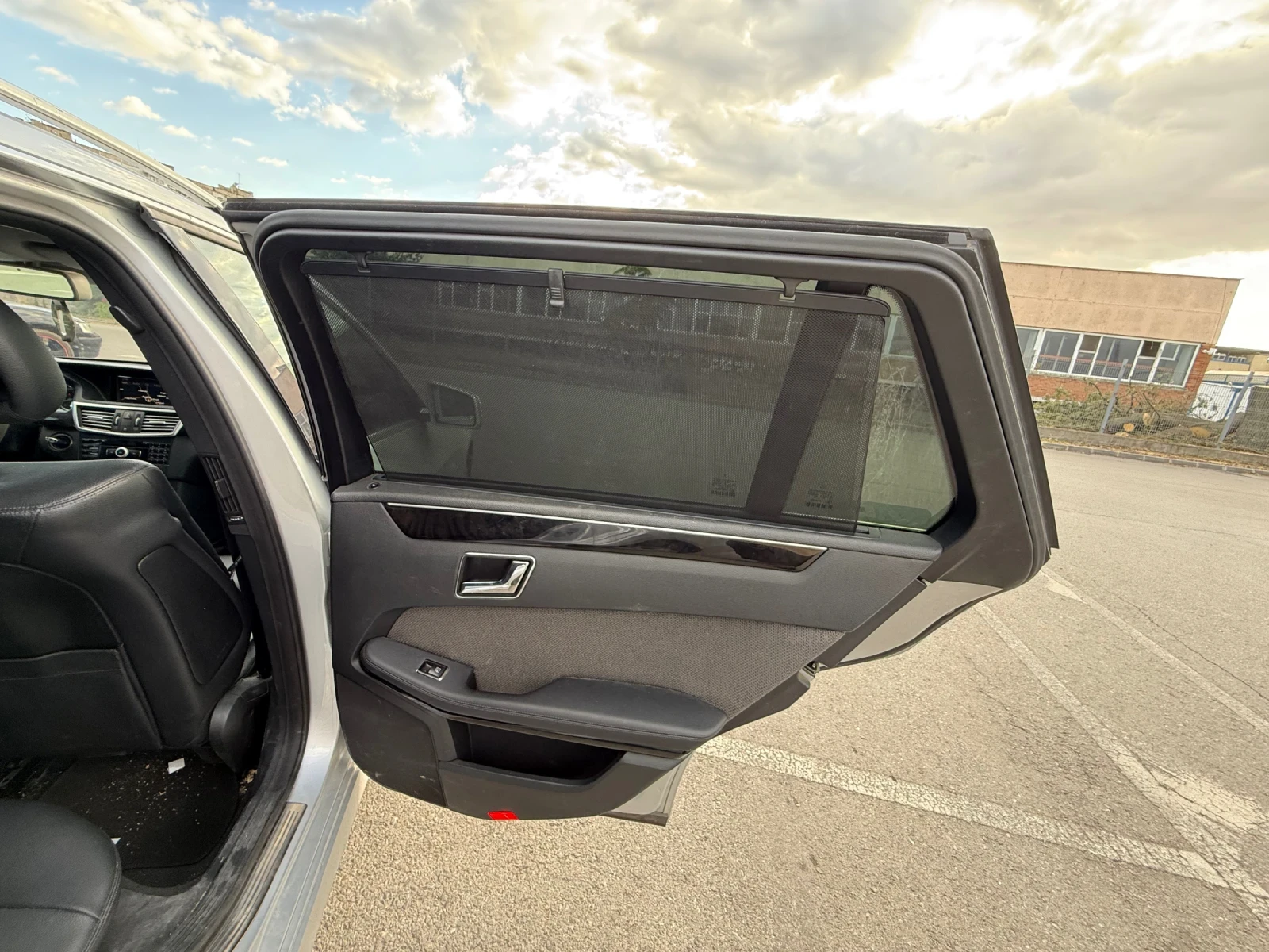 Mercedes-Benz E 350 4x4* 7G* Diatronik* Tеглич | Mobile.bg — изображение 13
