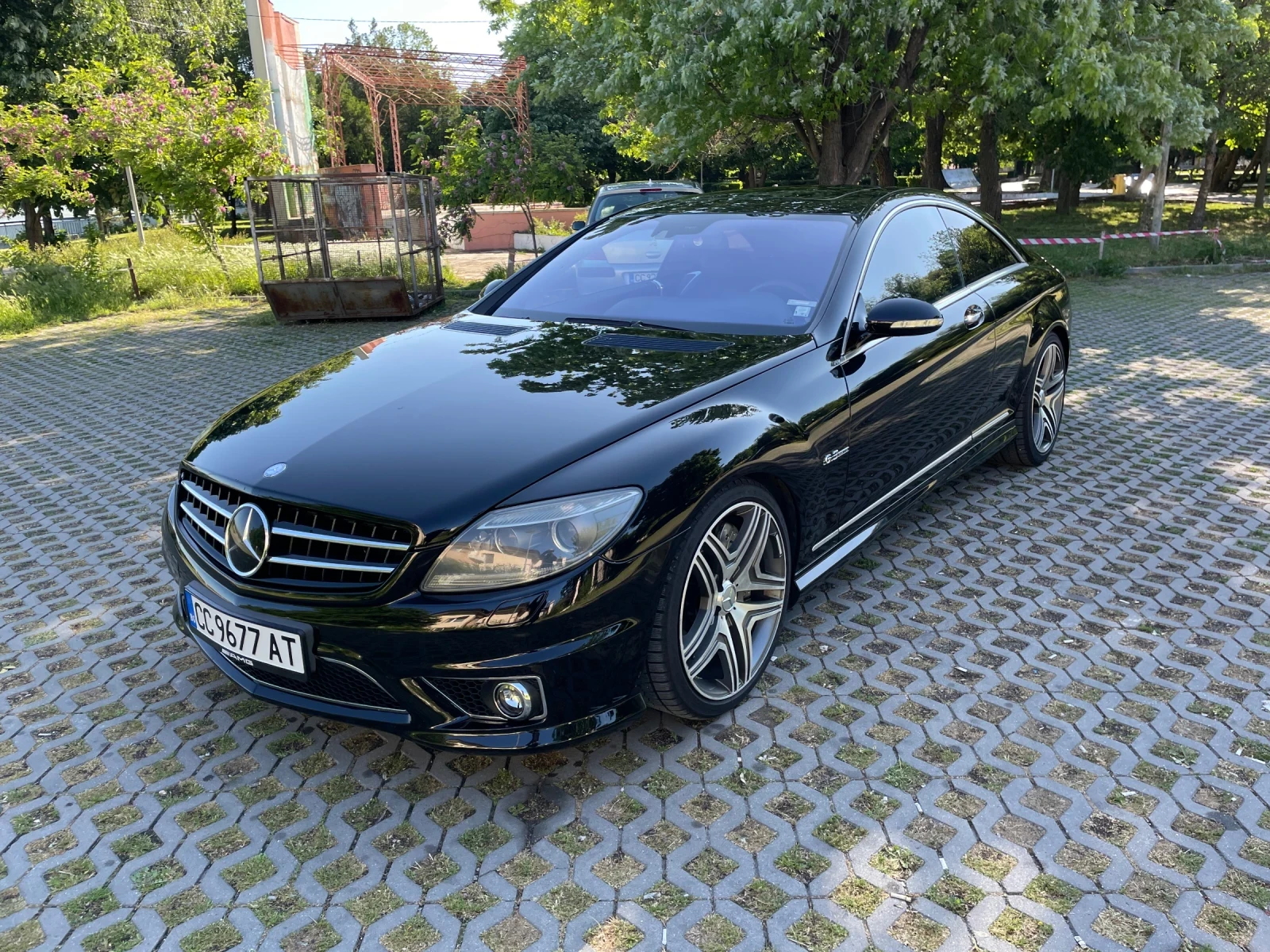 Mercedes-Benz CL 63 AMG  - изображение 3