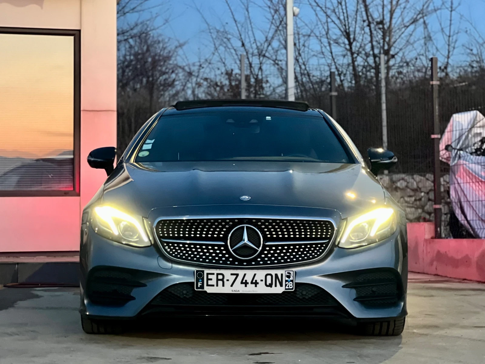 Mercedes-Benz E 220 AMG PACKAGE / 9G-TRONIC / DIGITAL COKPIT / ПОДГРЕВ - изображение 2
