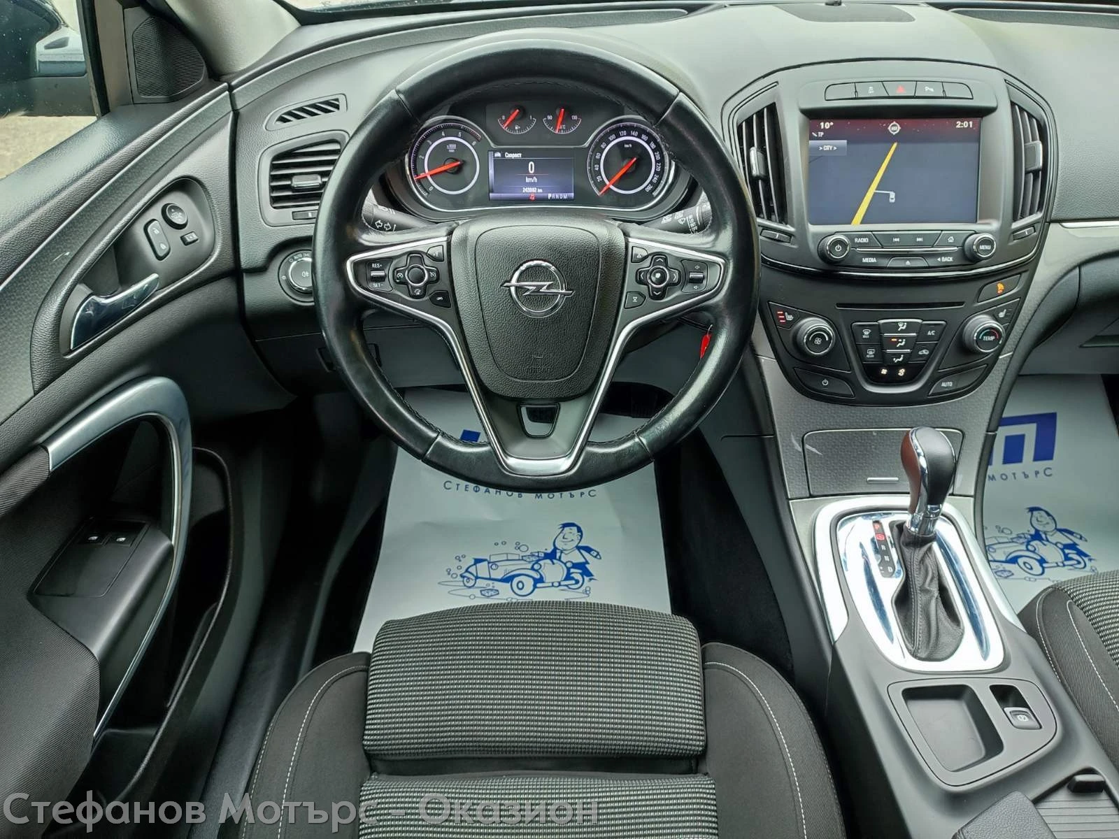 Opel Insignia A Sp. Tourer Selection 2.0CDTI (130HP) AT6, снимка 10 - Автомобили и джипове - 53123592
