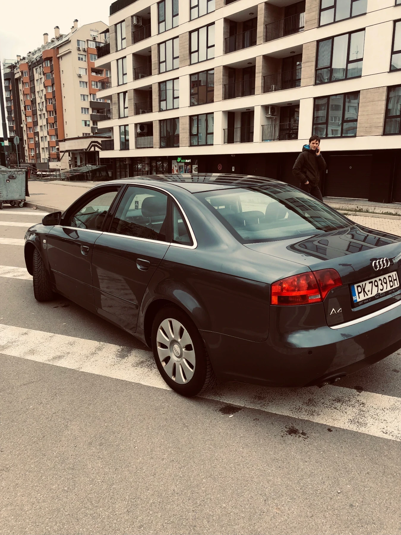Audi A4  - изображение 2