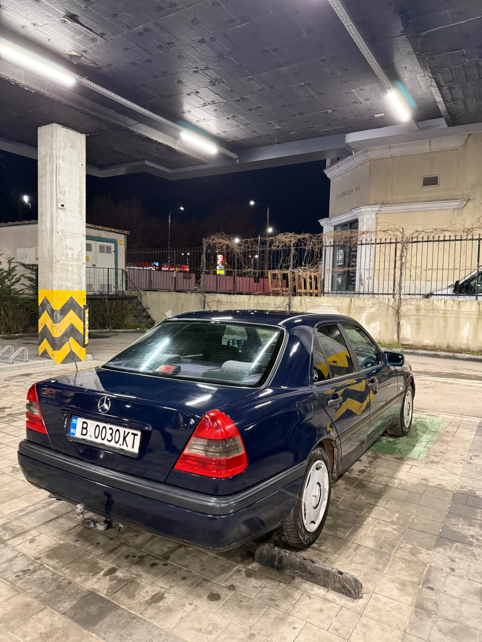 Mercedes-Benz C 250, снимка 5 - Автомобили и джипове - 54057713