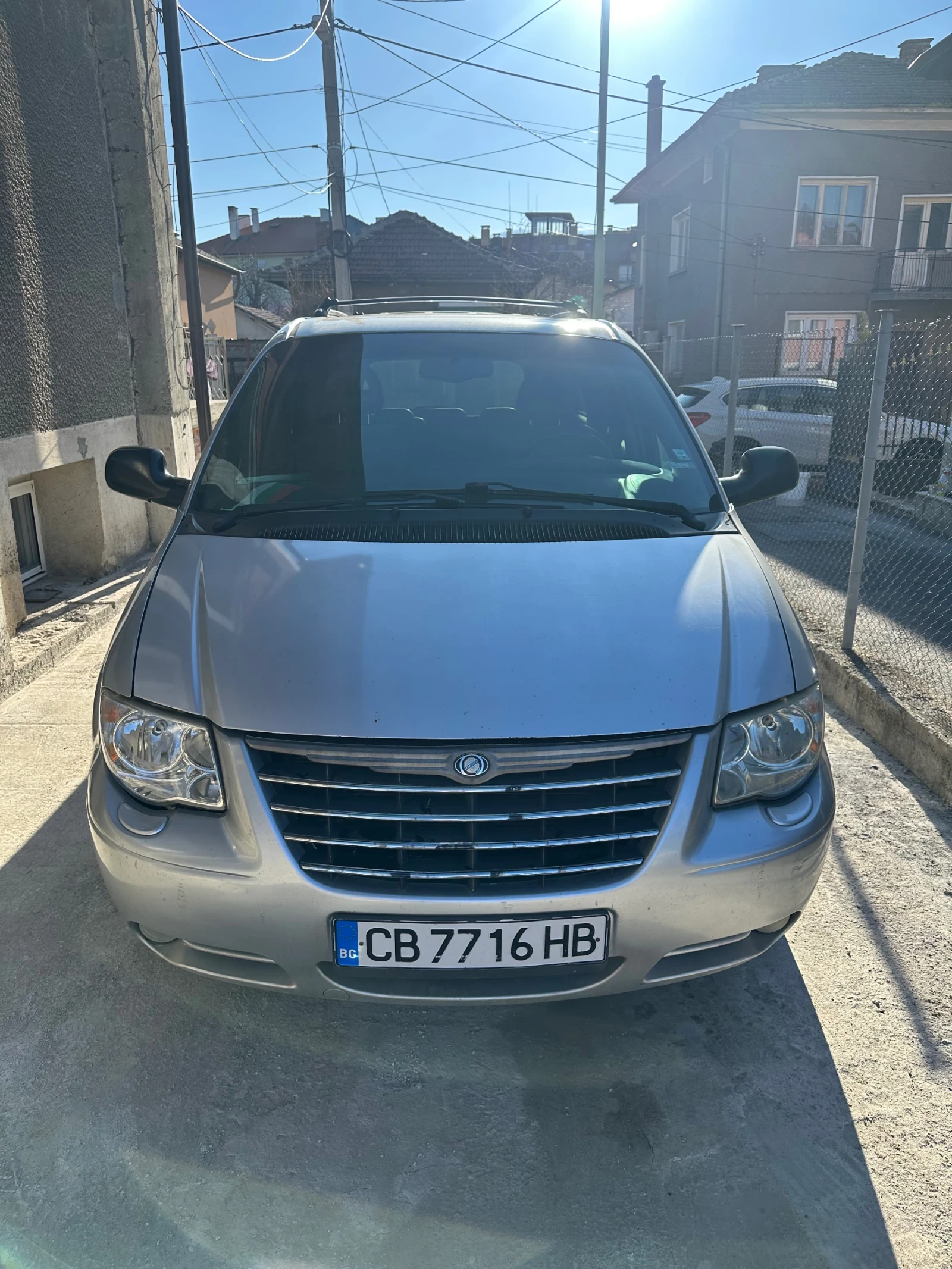 Chrysler Gr.voyager  2.8 crd stow n go | Auto.bg — изображение 1
