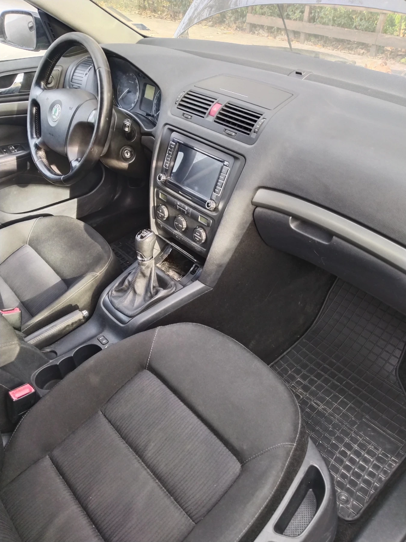 Skoda Octavia, снимка 2 - Автомобили и джипове - 54306122