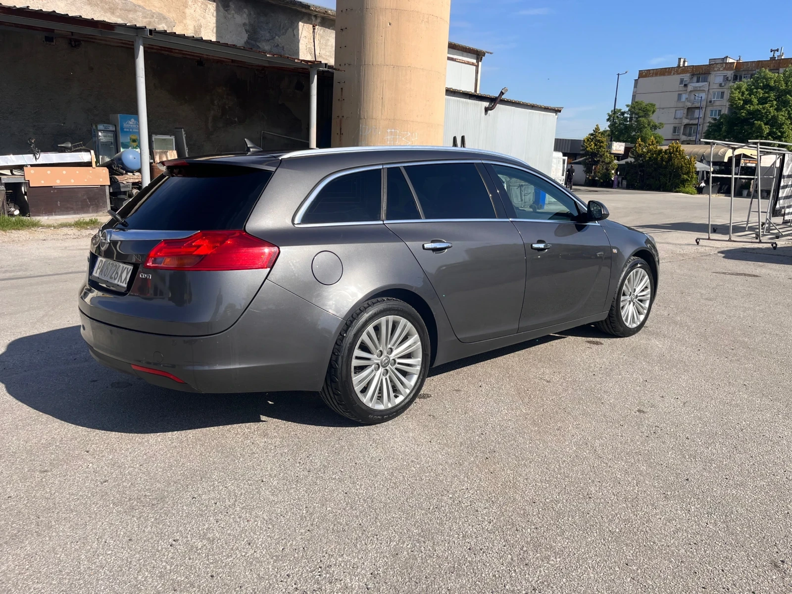 Opel Insignia, снимка 7 - Автомобили и джипове - 54449459