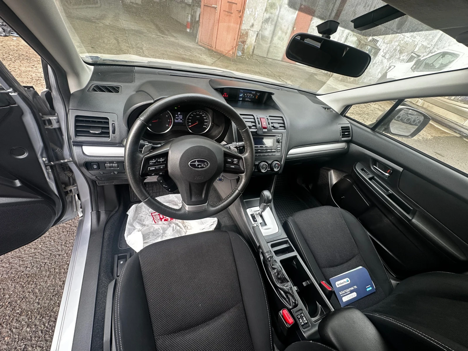 Subaru XV xv 2.0, снимка 6 - Автомобили и джипове - 54649636