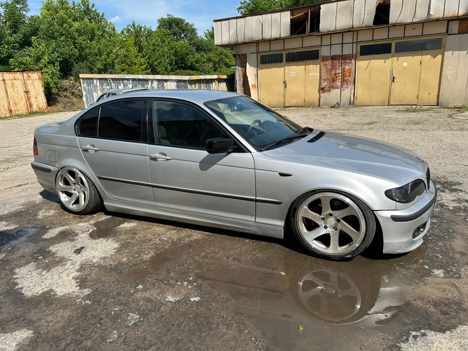 BMW 320, снимка 4 - Автомобили и джипове - 54835189