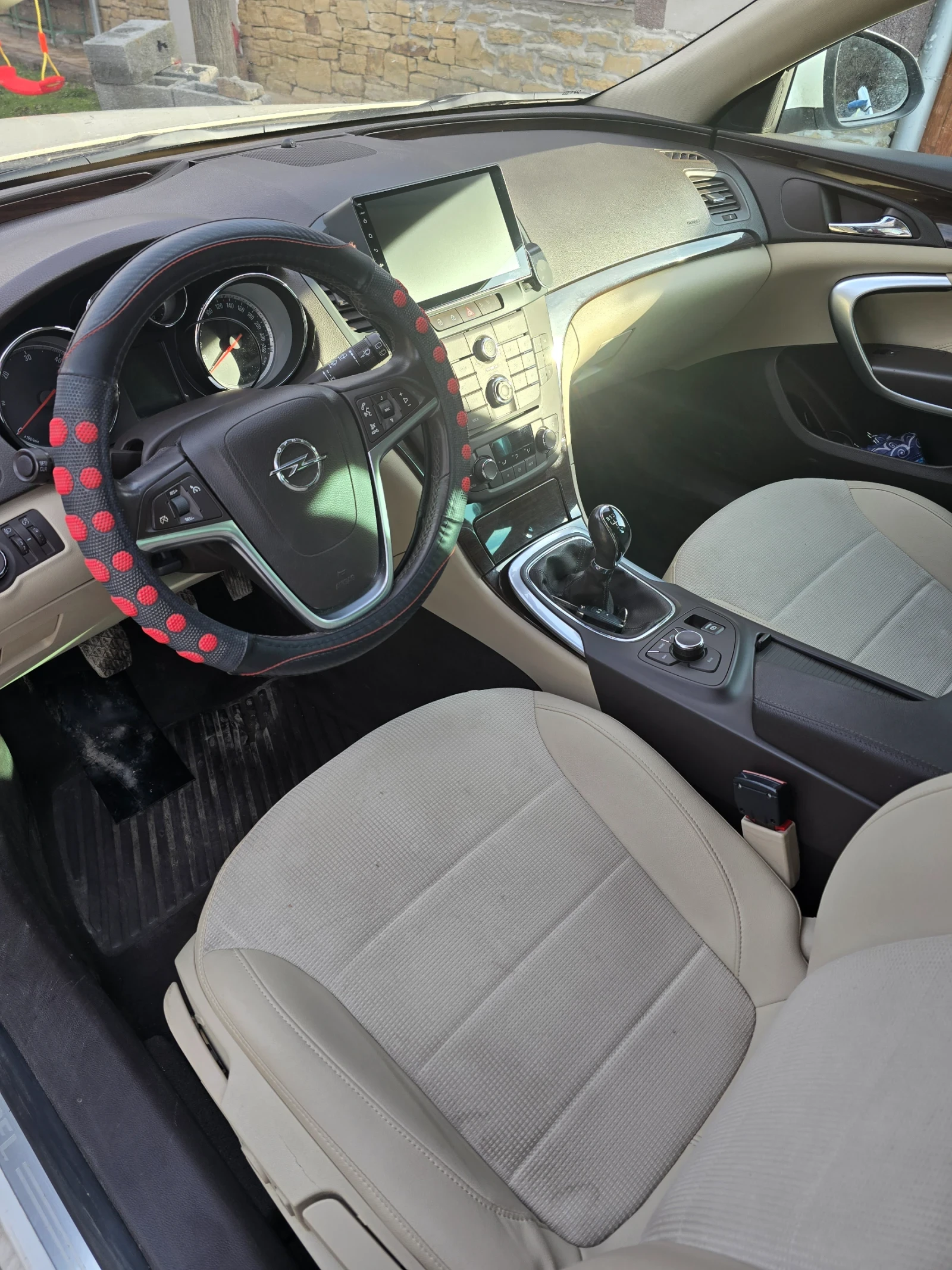 Opel Insignia, снимка 6 - Автомобили и джипове - 55225974
