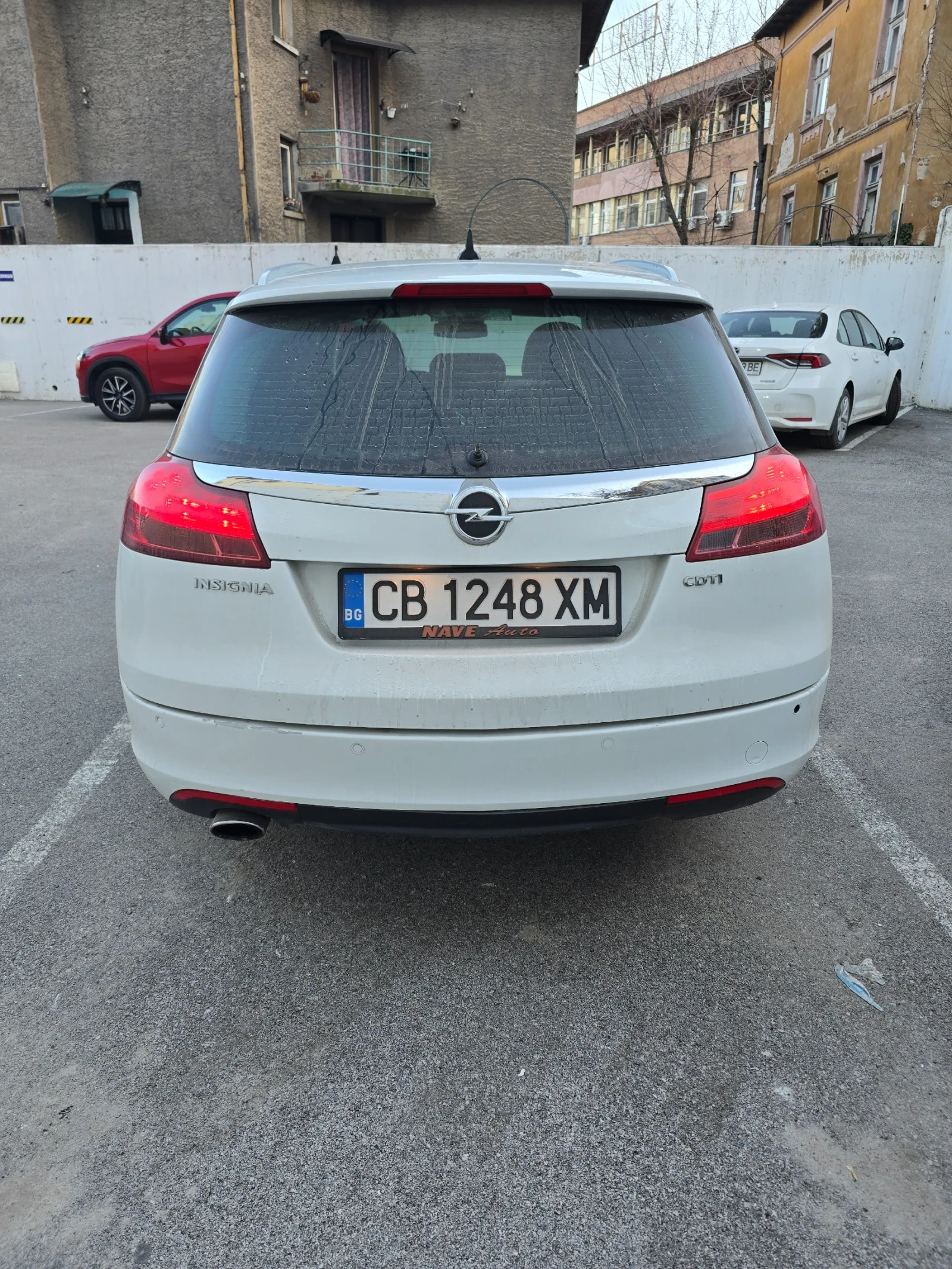 Opel Insignia, снимка 4 - Автомобили и джипове - 55225974